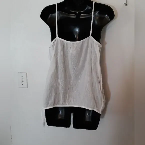 Loft v-neck tank top - Picture 3 of 5